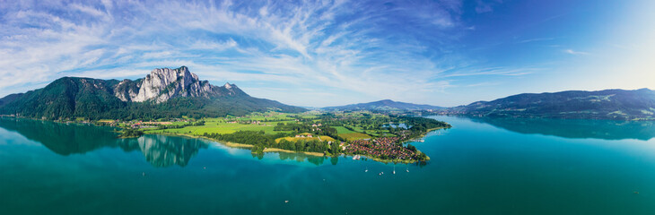 Fototapeta premium Lake Mondsee in Salzkammergut in Austria during summer