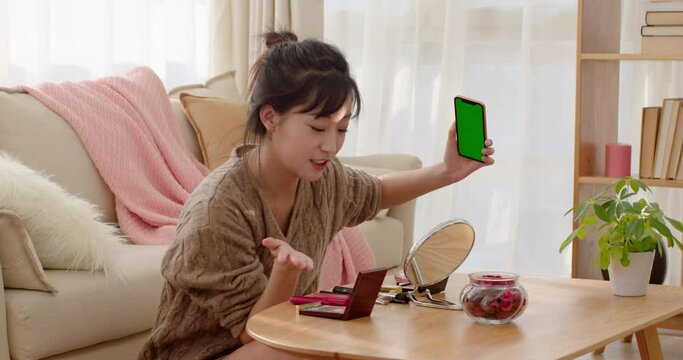 Young woman doing live webcast at home,4K
