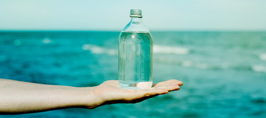 man with a reusable water bottle, web banner