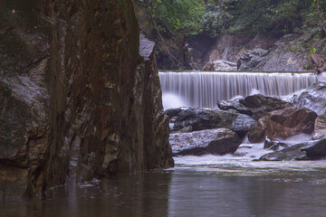 Fototapeta na wymiar waterfall in long exposure