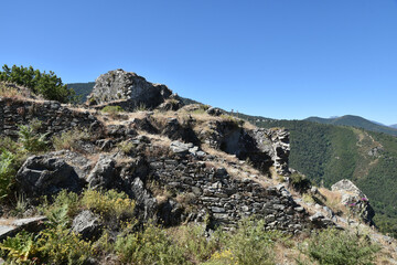 Fototapeta na wymiar Ruines du Castello di Rostino, Corse