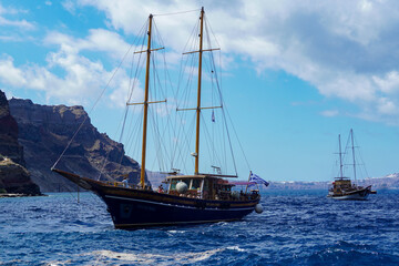 Fototapeta na wymiar Amazing ship in the Aegean Sea near Santorini 