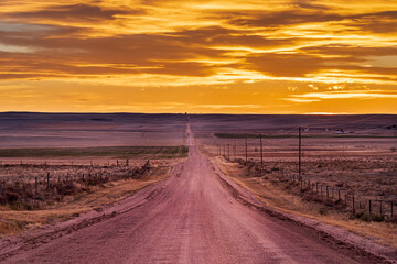 Fototapeta na wymiar Country Gravel Road Sunset