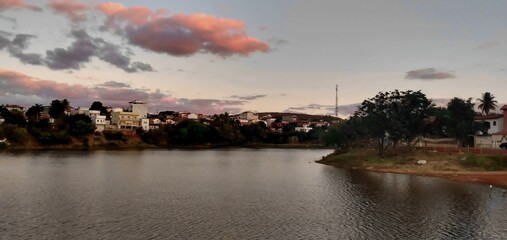 Paisagens lindas em um fim de tarde.