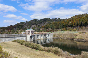 Fototapeta premium 片倉ダムと笹川湖（千葉県君津市）