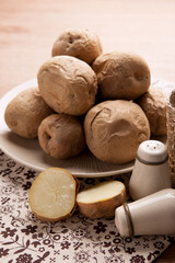 삶은 감자 요리 