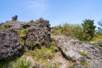 金時山の初夏の登山道の風景 A view of the trail in early summer at Mount Kintoki