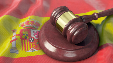 Richterhammer auf Spanien-Flagge