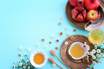 Rosh hashanah (jewish New Year holiday) concept. Traditional symbols
