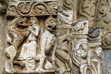 Fototapeta na wymiar Facade of San Michele Maggiore, medieval basilica in Pavia. Detail
