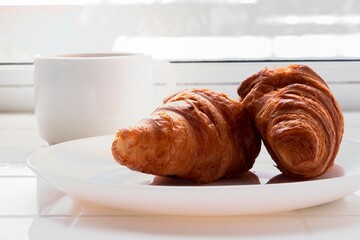 croissant and coffee