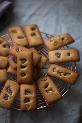 焼きたてのフィナンシェ