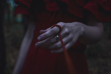 Red thread