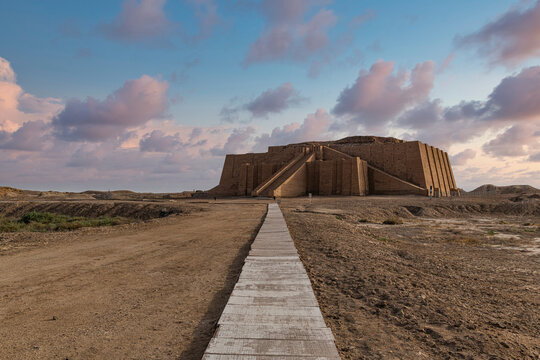 Ziggurat, ancient city of Ur, The Ahwar of Southern Iraq, UNESCO World Heritage Site, Iraq