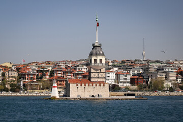 Fototapeta premium Maidens Tower in Istanbul, Turkey