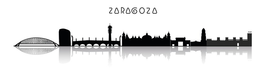 Naklejka premium Zaragoza skyline in black and white with reflection