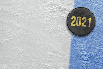 Ice hockey puck with blue line