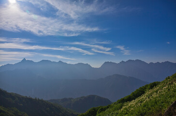 Fototapeta premium northern alps trekking, kasagatake, washibadake, suishodake, kurobegorodake 北アルプス笠ヶ岳、鷲羽岳、水晶岳、黒部五郎岳縦走登山 