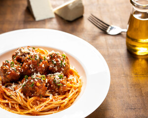 spaghetti with meatballs