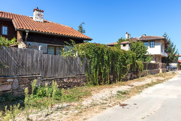 Fototapeta na wymiar Old Houses in the historic village of Brashlyan, Bulgaria