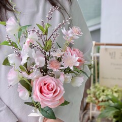 wedding bouquet of roses