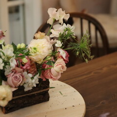 bouquet of roses in vase

