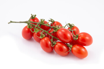 Tomates cherry en rama
