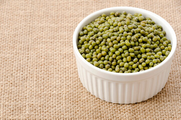 緑豆、八重生、文豆、ムング豆