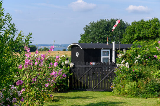 Tiny house, gem&uuml;tlicher Bauwagen als Haus