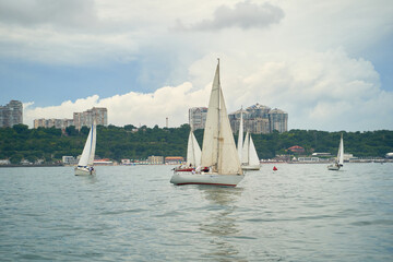 Obraz premium sailing yacht regatta. Sailing yachts are competing. Cruising sailing yachts.