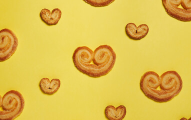 Palmier hearts on yellow background