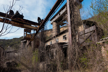 Fototapeta na wymiar Abandoned lime factory in Serbia