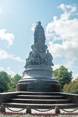 Obraz premium Monument to Catherine 2 in St. Petersburg