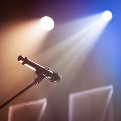 microphone under bright stage lights