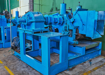 Machinery of mills to grind peñas of blue agave to make tequila