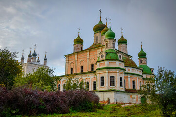 Fototapeta na wymiar Orthodox Cathedral in the Goritsky Assumption Monastery in Pereslavl-Zalessky