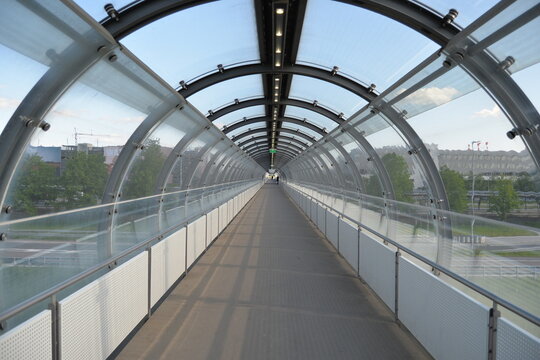 Fu&szlig;g&auml;ngertunnel Flughafen M&uuml;nchen Besucherpark