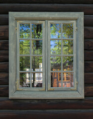 Fenêtre traditionnelle rurale à Oslo, Norvège