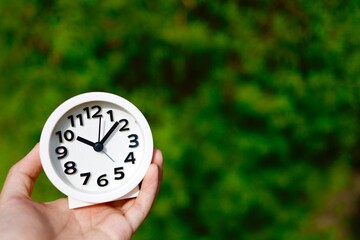 時計　10時すぎ