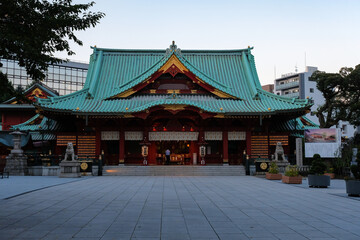 東京都 夕暮れの神田明神 拝殿