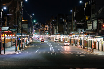 京都市 夜の四条通