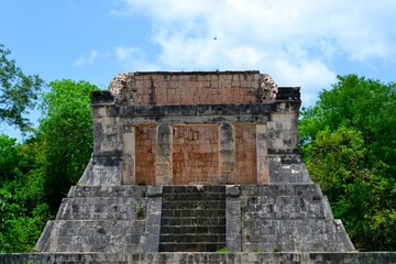 ancient mayan ruins