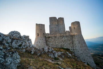 Fototapeta na wymiar Castello di Rocca Calascio. In provincia dell'aquila, in Abruzzo. Set del film il nome della rosa 