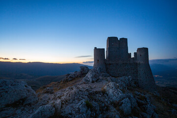 Obraz premium Castello di Rocca Calascio. In provincia dell'aquila, in Abruzzo. Set del film il nome della rosa 