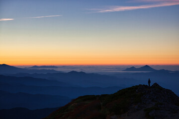 mt.iide trekking in autumn, 　秋の快晴の飯豊山登山