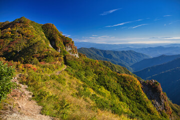 mt.iide trekking in autumn,  秋の快晴下の飯豊山トレッキング