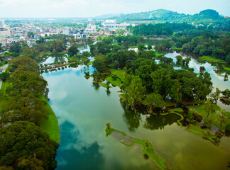 Fototapeta premium Lake Garden