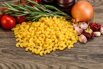 Raw Italian wheat pasta - Chifferi rigati