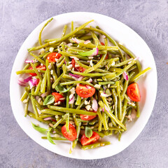 vegetable salad with green bean and tomato