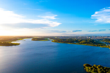 夏の夕暮れの牛久沼（茨城県）